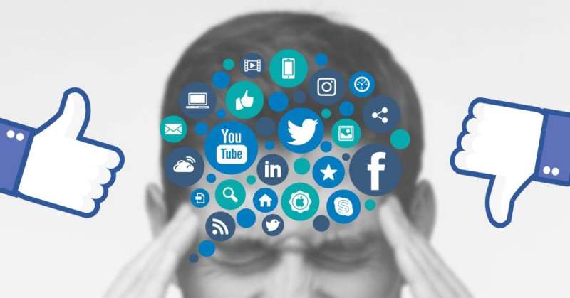 مغردون يقدمون نصائح تداول بدون رخصة للتأثير على سعر السهم