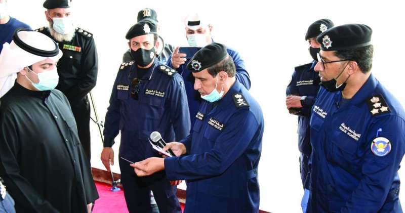 النهام مسلماً أحد الطلبة الضباط رقم اختياره في تخصصه