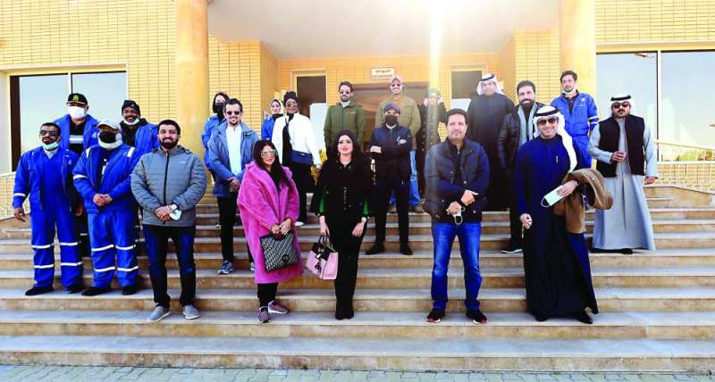 البصري متوسطاً الوفد الإعلامي