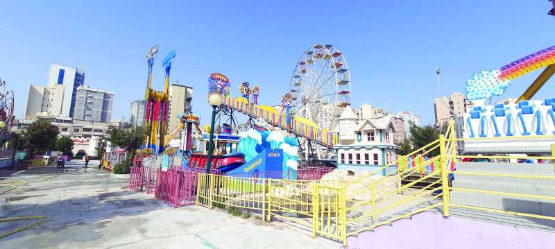 عودة الألعاب الترفيهية ... فرحة لم تكتمل (تصوير أسعد عبدالله)