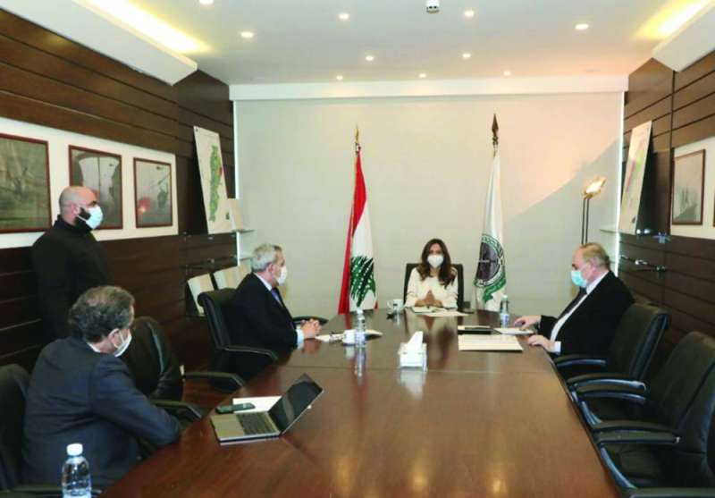 وزيرة الدفاع في حكومة تصريف الأعمال زينة عكر خلال اجتماع أمس لاستكمال مناقشة «ترشيد الدعم في لبنان»