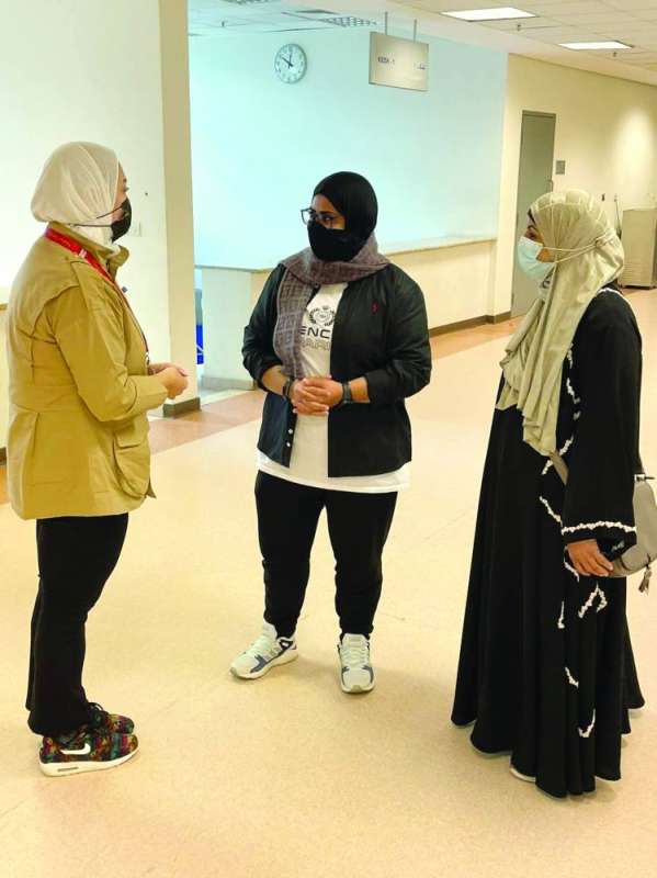 من إحدى الجولات للتأكد من الالتزام بتطبيق الاشتراطات الصحية 