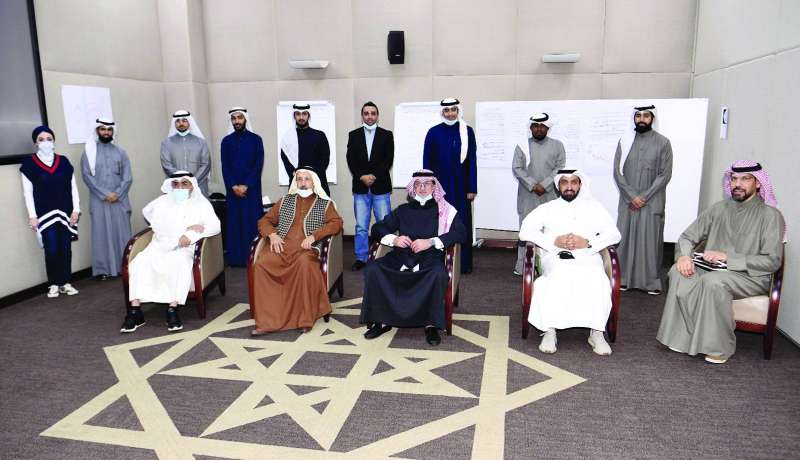 المشاركون في الورشة