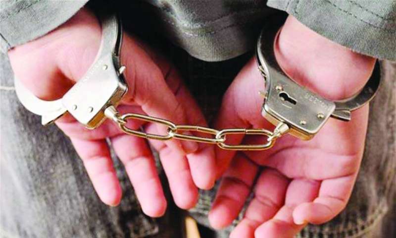 الهندي كان يتسلم مبالغ مالية مقابل خدماته