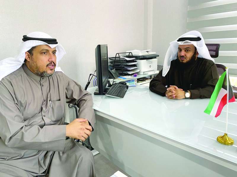 الزميل تركي المغامس متحدثاً مع الوندة