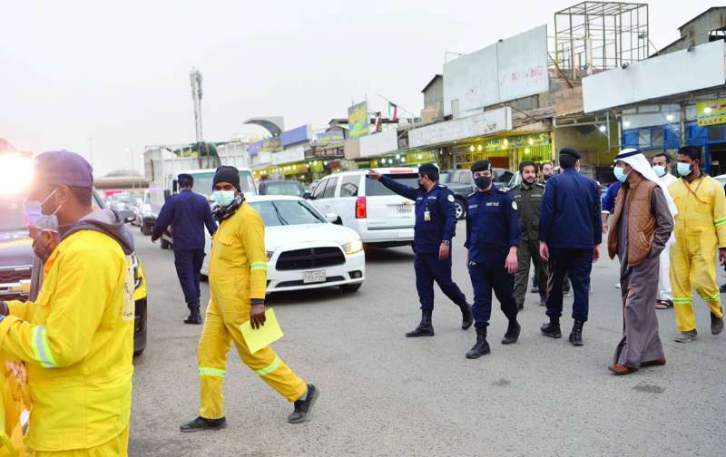 جانب من جولة اللجنة 	