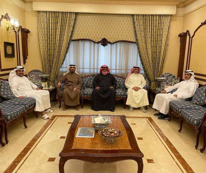 الوزير العلي خلال اجتماعه مع النواب 