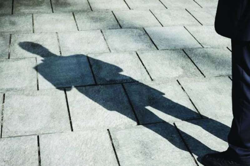 المتعاطي كان بحوزته مواد مخدرة