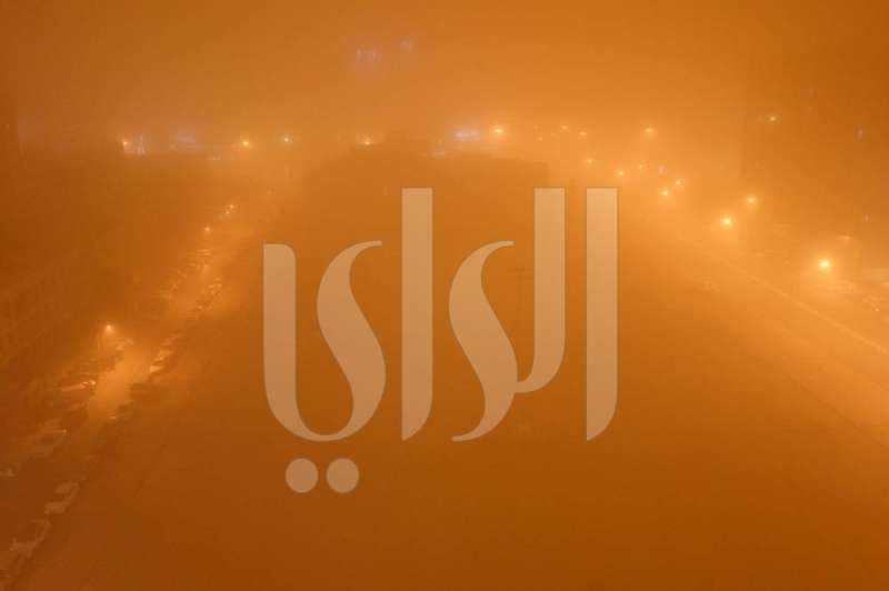 العاصفة في حولي (تصوير أسعد عبدالله)