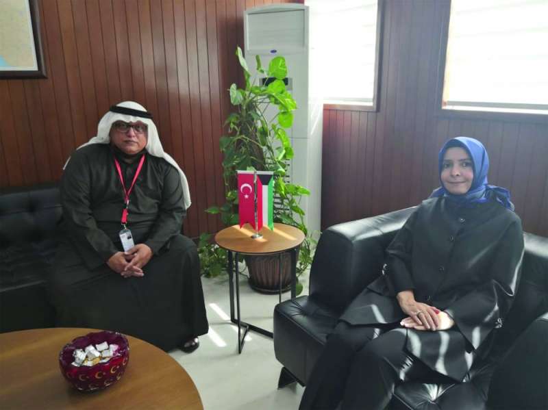 السفيرة التركية والزميل خالد الشرقاوي