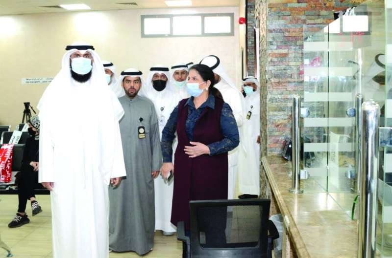 العتيبي والعوضي خلال الجولة