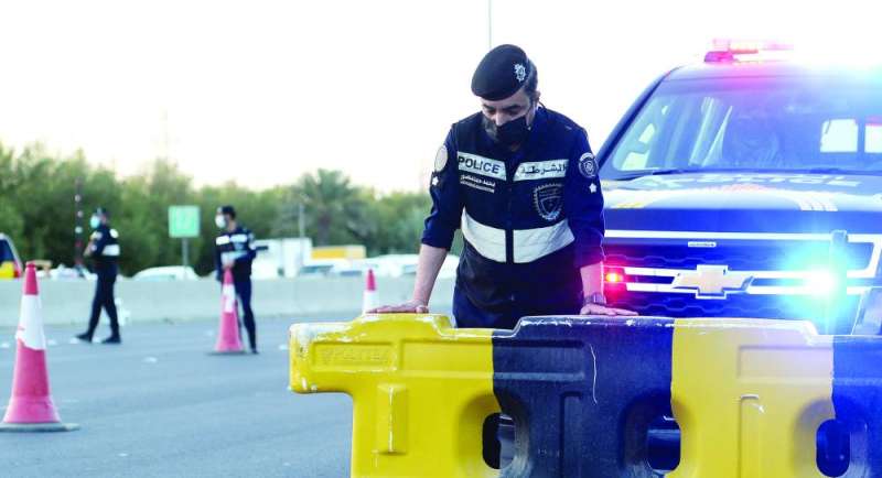 رجال الأمن... أبطال الصفوف الأولى 	 (تصوير نايف العقلة)