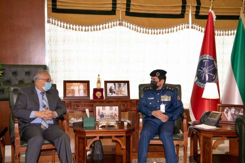 المكراد مستقبلا السفير الباكستاني