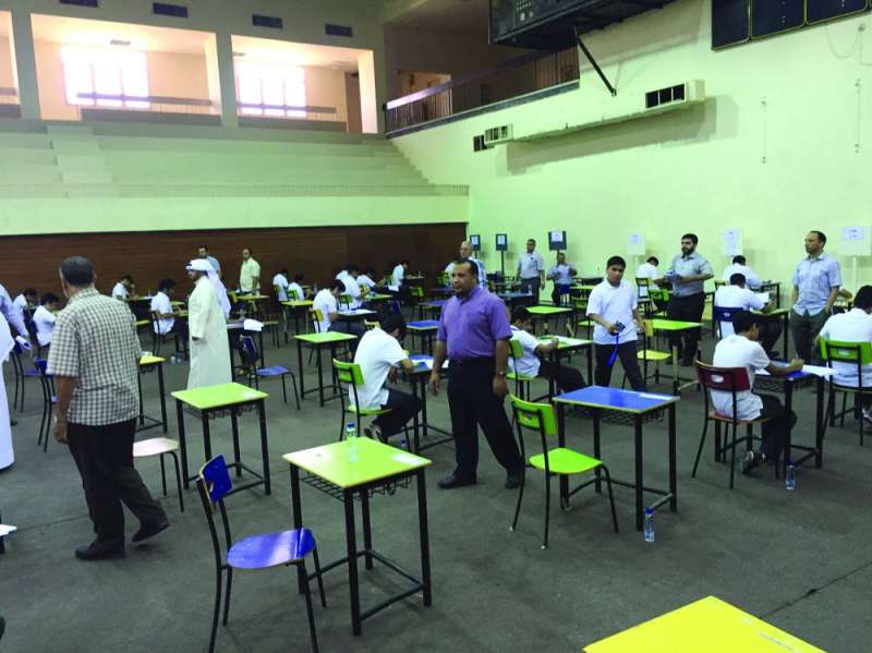 الاختبارات الورقية... الآلية الأكثر عدالة للتقييم