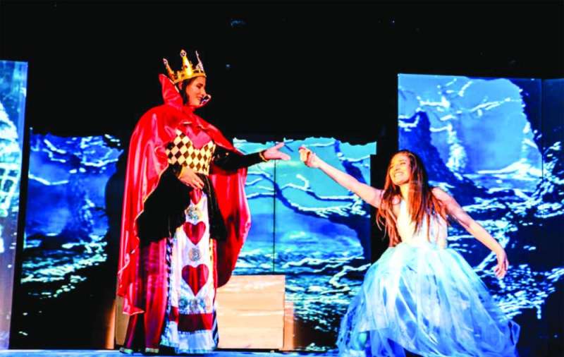 من العرض المسرحي 