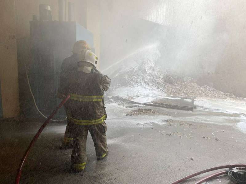 رجال الإطفاء سيطروا على الحريق