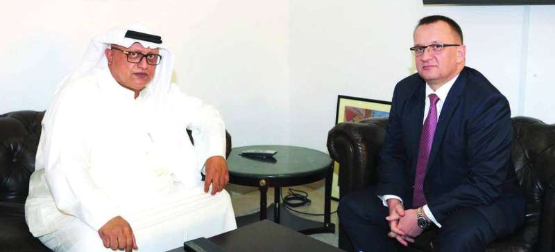 ليهوفيتش مع الزميل خالد الشرقاوي خلال اللقاء