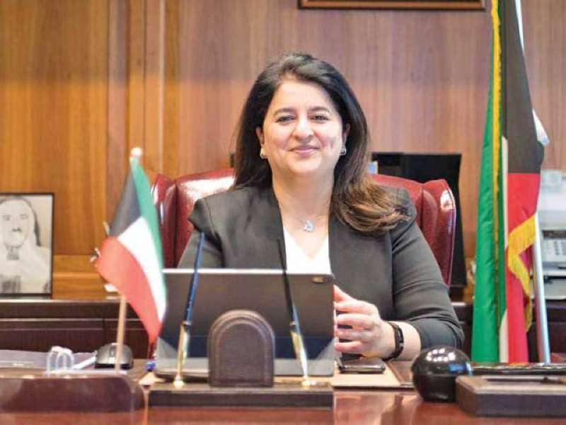 وزيرة الاشغال العامة ووزيرة الدولة لشؤون الاتصالات وتكنولوجيا المعلومات د.رنا الفارس