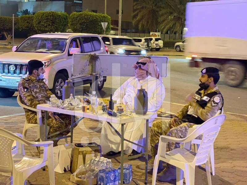 وزير الداخلية خلال الجولة