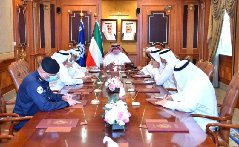 وزير الداخلية مترئسا الاجتماع