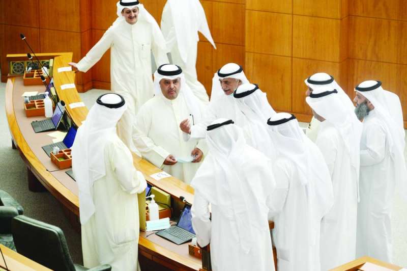 نقاشات نيابية