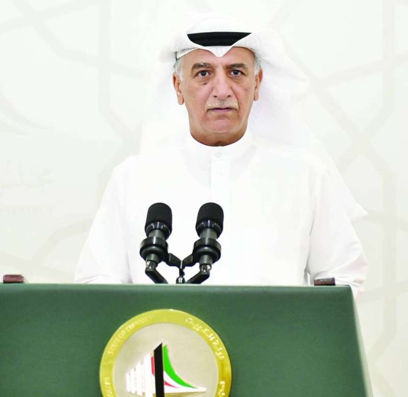 المويزري متحدثاً في المؤتمر الصحافي