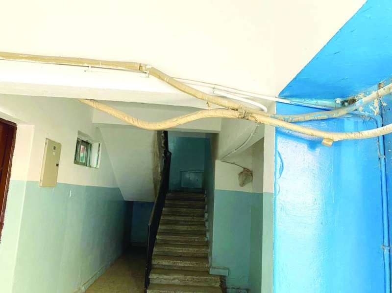 المبنى قديم ويفتقد شروط الأمن والسلامة