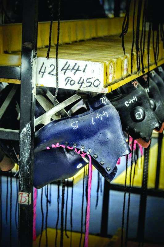 صالة التزلج... ذكريات هُدمت