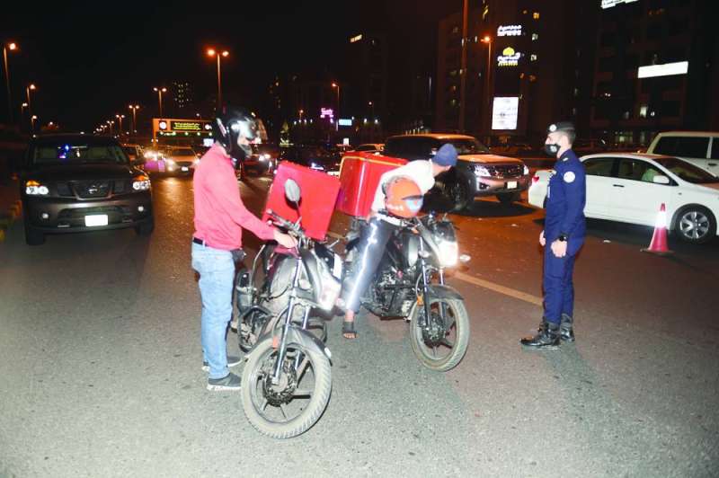 لا استثناء لدراجات التوصيل من التفتيش