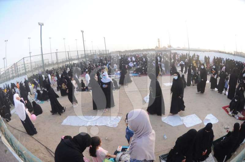 حضور نسائي كثيف الى مصليات العيد