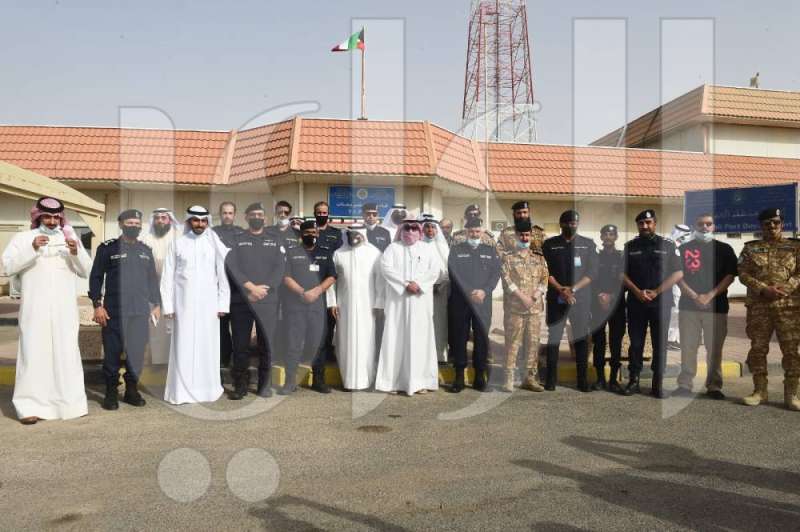 العلي متفقدا المنافذ الحدودية (تصوير أسعد عبد الله)