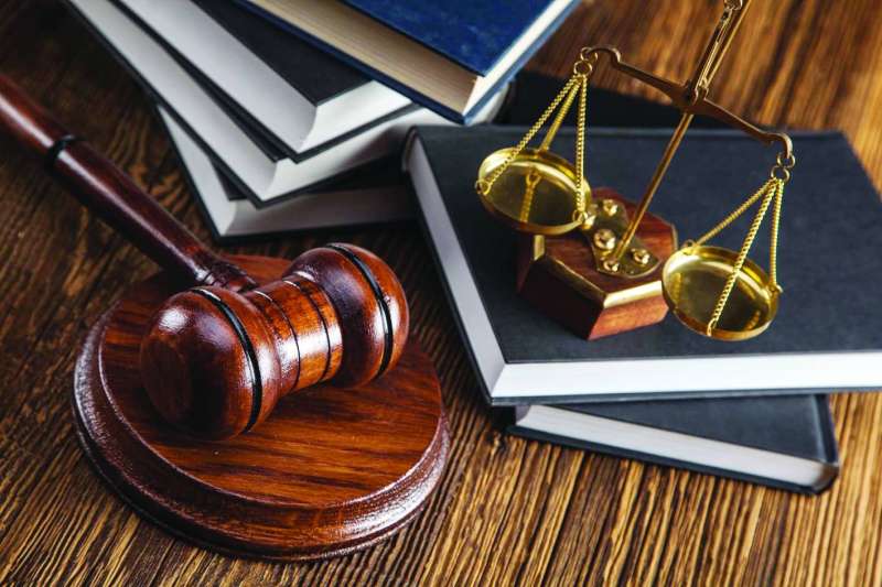 المحكمة الدستورية لا ينال من أحكامها أي طعن من الطعون العادية وغير العادية