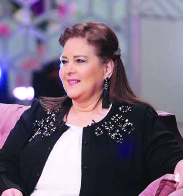 دلال عبدالعزيز