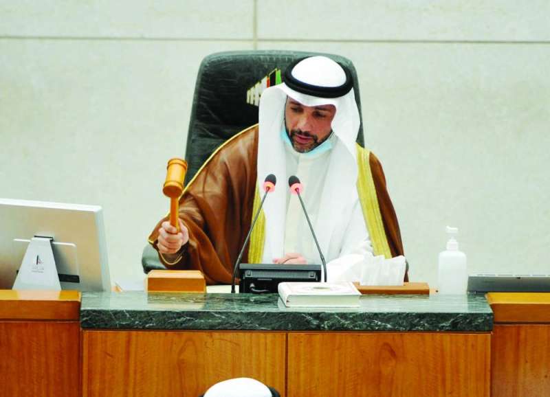 الغانم يعلن رفع الجلسة لغياب الحكومة وفقد النصاب	(تصوير أسعد عبدالله)