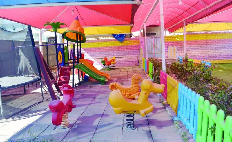 عقبات كثيرة أمام توفير حضانات في مقار عمل الموظفات