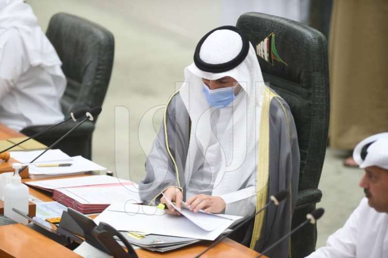 الرئيس الغانم خلال الجلسة
