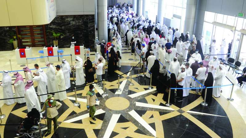 تركيز الجهود على إعطاء الجرعة الثانية من «أكسفورد»