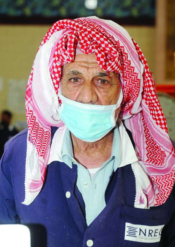 البائع أبو محمد
