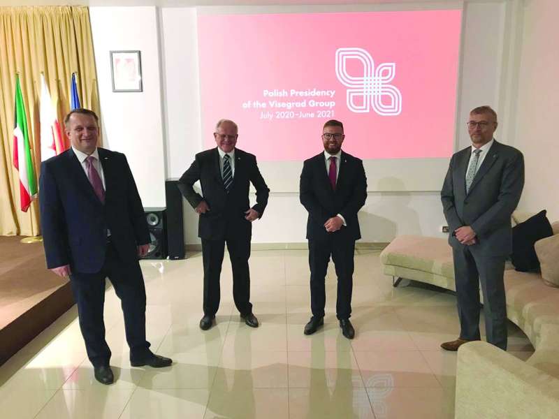 سفراء مجموعة V4