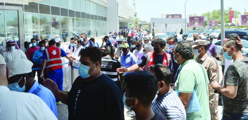 إقبال كثيف على التطعيم