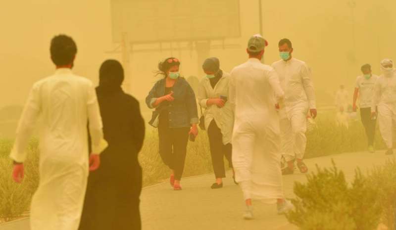 أضرار الغبار أكثر من فوائده 	(تصوير نايف العقلة)
