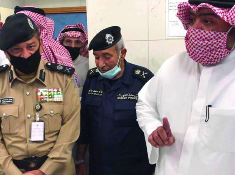 الوزير العلي وعد بأخذ حق العسكري