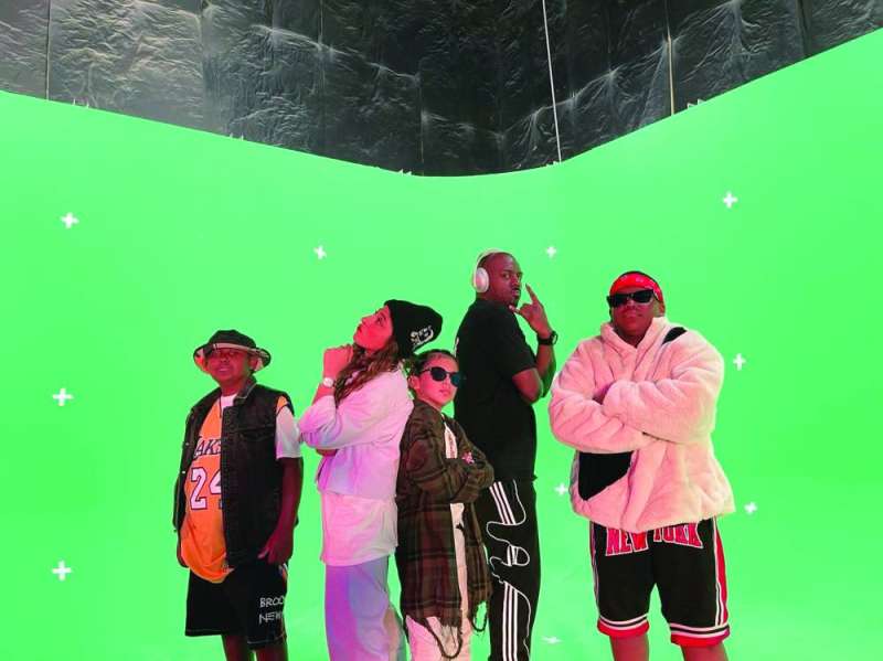 دافي وشوجي... وفريق «إنتي مشكلة»
