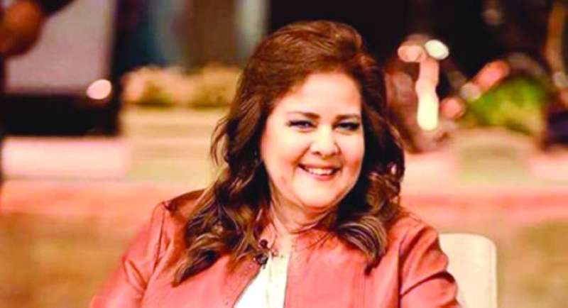 
دلال عبدالعزيز
