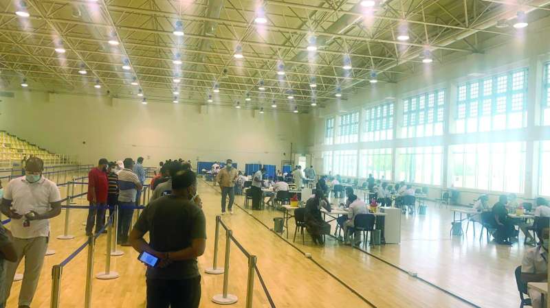 المركز الجديد وكثافة في الإقبال على التطعيم
