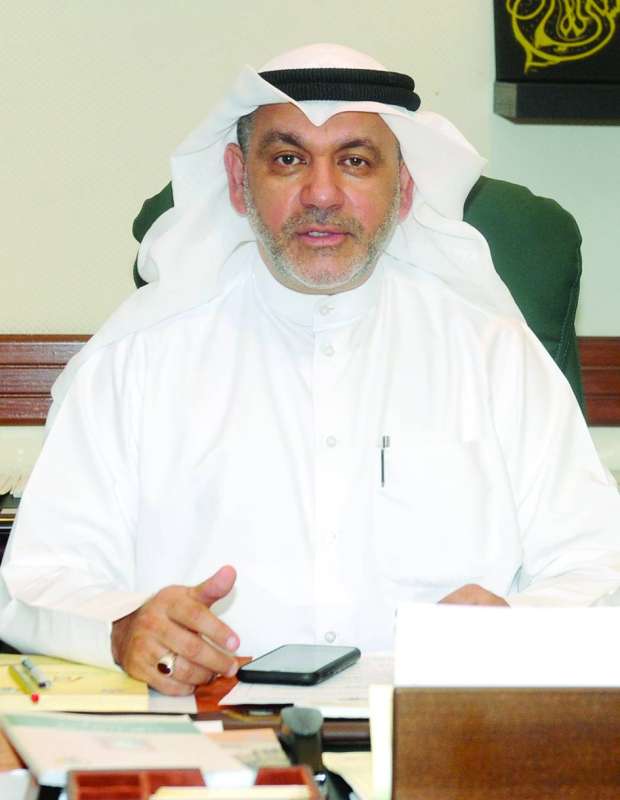 
حسن كمال 	 (تصوير سعود سالم)