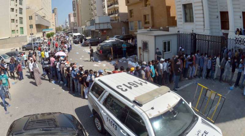 تطعيم الكوادر العاملة في الحسينيات