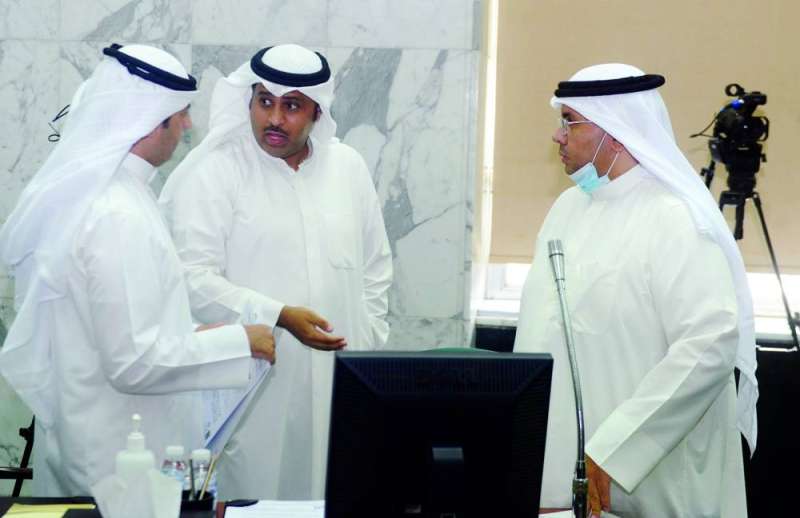 
مشعل الحمضان وحمود العنزي وعلي بن ساير
