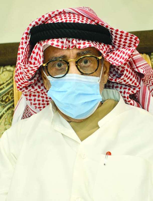 صاحب الحسينية حسين القطان