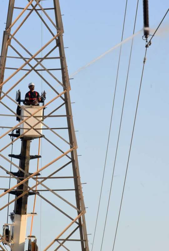 تقرير ديوان المحاسبة يتوقع حدوث نقص في إمدادات الطاقة الكهربائية خلال العامين 2022 و2023